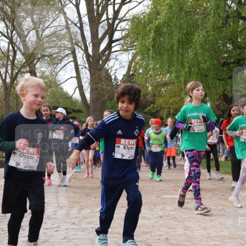 25.04.2026 - Das Zehntel Zöllner http://msf.ph/oto/9629229 25.04.2026 07:47:03 Laufen 1231, 1241, 2456, 44444 meine-sportfotos.de