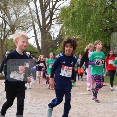 25.04.2026 - Das Zehntel Zöllner http://msf.ph/oto/9629239 25.04.2026 07:47:03 Laufen 1231, 1241 meine-sportfotos.de