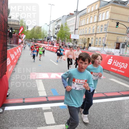 25.04.2026 - Das Zehntel Strokosch-Dieckow http://msf.ph/oto/9629256 25.04.2026 11:07:33 Ziel 5611, 5631, 6239, 6273, 6830, 7490, 7743 meine-sportfotos.de