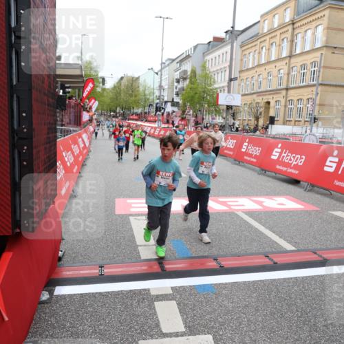 25.04.2026 - Das Zehntel Strokosch-Dieckow http://msf.ph/oto/9629283 25.04.2026 11:07:32 Ziel 5611, 5631, 5877, 6239, 7189, 7490, 7743 meine-sportfotos.de
