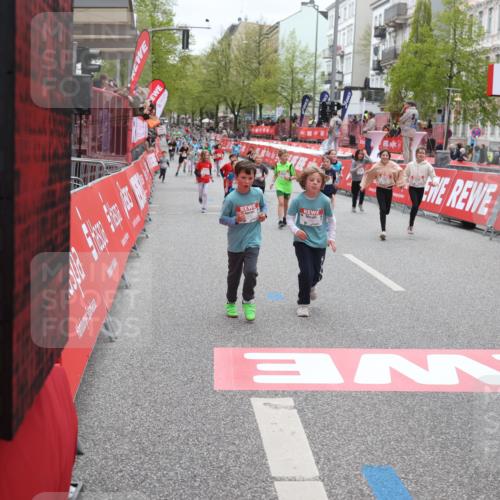 25.04.2026 - Das Zehntel Strokosch-Dieckow http://msf.ph/oto/9629318 25.04.2026 11:07:31 Ziel 5174, 5177, 5611, 5631, 5877, 7189, 7490, 7743 meine-sportfotos.de