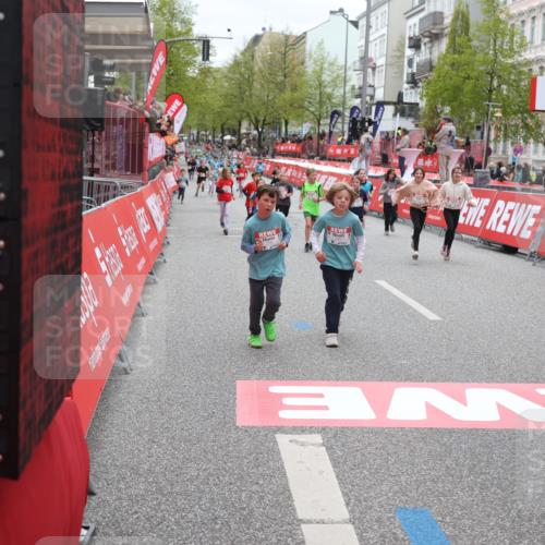 25.04.2026 - Das Zehntel Strokosch-Dieckow http://msf.ph/oto/9629323 25.04.2026 11:07:31 Ziel 5174, 5177, 5611, 5631, 5877, 7189, 7490, 7743 meine-sportfotos.de
