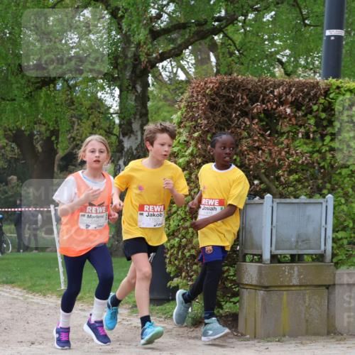 25.04.2026 - Das Zehntel Zöllner http://msf.ph/oto/9629325 25.04.2026 11:41:58 Laufen 10388, 12957, 11825, 11815 meine-sportfotos.de
