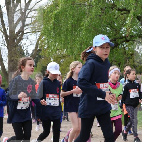 25.04.2026 - Das Zehntel Zöllner http://msf.ph/oto/9629332 25.04.2026 07:47:07 Laufen 3876, 3063, 3058, 1, 3296 meine-sportfotos.de