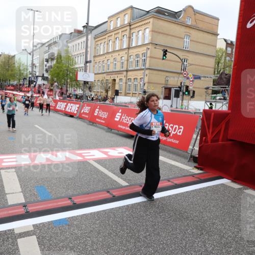 25.04.2026 - Das Zehntel Strokosch-Dieckow http://msf.ph/oto/9629338 25.04.2026 11:07:30 Ziel 5174, 5177, 5611, 5631, 5877, 7189, 7490, 7743 meine-sportfotos.de