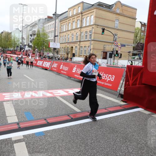 25.04.2026 - Das Zehntel Strokosch-Dieckow http://msf.ph/oto/9629345 25.04.2026 11:07:30 Ziel 5174, 5177, 5611, 5631, 5877, 7189, 7490, 7743 meine-sportfotos.de