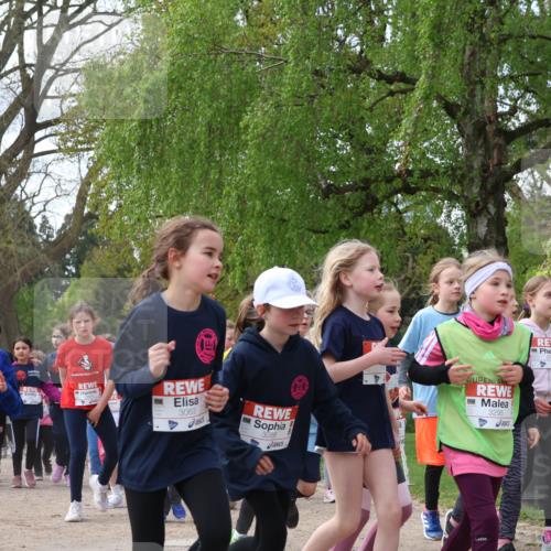 25.04.2026 - Das Zehntel Zöllner http://msf.ph/oto/9629350 25.04.2026 07:47:07 Laufen 3876, 3063, 3058, 3295 meine-sportfotos.de