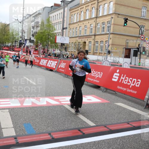 25.04.2026 - Das Zehntel Strokosch-Dieckow http://msf.ph/oto/9629352 25.04.2026 11:07:29 Ziel 5174, 5177, 5611, 5631, 5654, 5877, 7189, 7743 meine-sportfotos.de