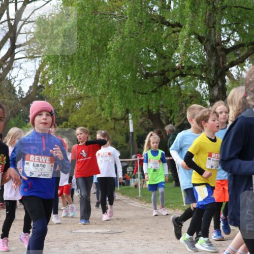 25.04.2026 - Das Zehntel Zöllner http://msf.ph/oto/9629382 25.04.2026 07:47:08 Laufen 3872, 3876, 306, 305 meine-sportfotos.de