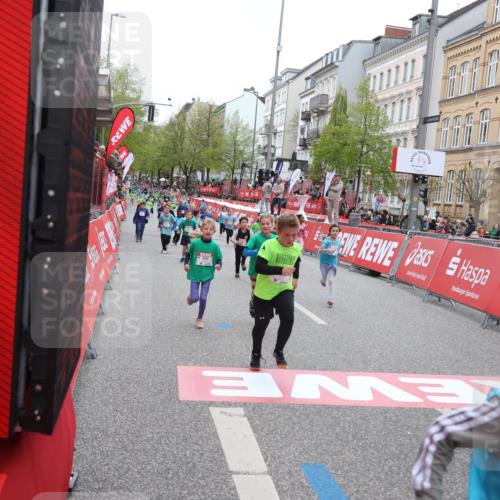 25.04.2026 - Das Zehntel Strokosch-Dieckow http://msf.ph/oto/9629407 25.04.2026 11:04:26 Ziel 5052, 5630, 5645, 5945, 5948, 5971, 6460, 6466, 6567, 6664, 7064, 7087, 7117, 7237, 7269, 7600, 7994 meine-sportfotos.de