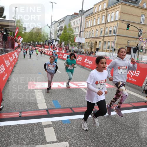 25.04.2026 - Das Zehntel Strokosch-Dieckow http://msf.ph/oto/9629436 25.04.2026 11:07:26 Ziel 5174, 5177, 5210, 5611, 5631, 5654, 5656, 5687, 5877, 6445, 6469, 7189, 7793 meine-sportfotos.de