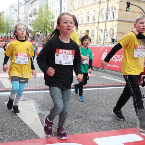 25.04.2026 - Das Zehntel Strokosch-Dieckow http://msf.ph/oto/9629437 25.04.2026 09:02:34 Ziel 1807, 1941, 1942, 1950, 1957, 2201, 2348, 2485, 2745, 2795, 2888, 2939, 3032, 3640, 3770, 3896 meine-sportfotos.de