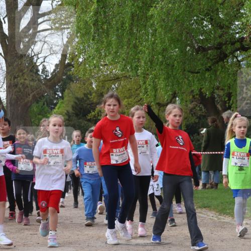 25.04.2026 - Das Zehntel Zöllner http://msf.ph/oto/9629445 25.04.2026 07:47:09 Laufen 2842, 2569, 72 meine-sportfotos.de
