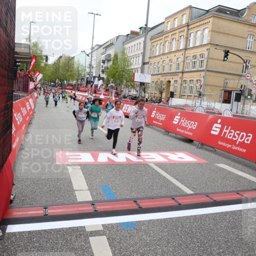 25.04.2026 - Das Zehntel Strokosch-Dieckow http://msf.ph/oto/9629477 25.04.2026 11:07:25 Ziel 5174, 5177, 5210, 5654, 5656, 5687, 5877, 6445, 6469, 6863, 7189, 7793 meine-sportfotos.de