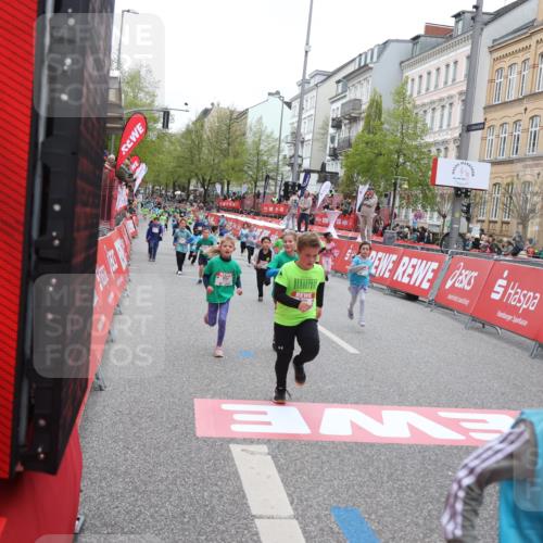 25.04.2026 - Das Zehntel Strokosch-Dieckow http://msf.ph/oto/9629484 25.04.2026 11:04:26 Ziel 5052, 5630, 5645, 5945, 5948, 5971, 6460, 6466, 6567, 6664, 7064, 7087, 7117, 7237, 7269, 7600, 7994 meine-sportfotos.de