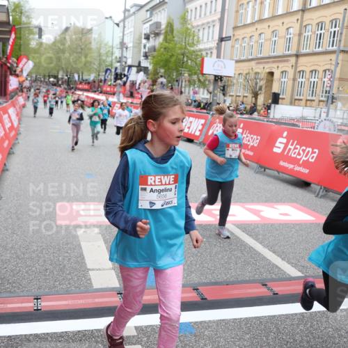 25.04.2026 - Das Zehntel Strokosch-Dieckow http://msf.ph/oto/9629487 25.04.2026 11:07:23 Ziel 5174, 5177, 5210, 5654, 5656, 5687, 6445, 6469, 6776, 6835, 6841, 6863, 7793 meine-sportfotos.de