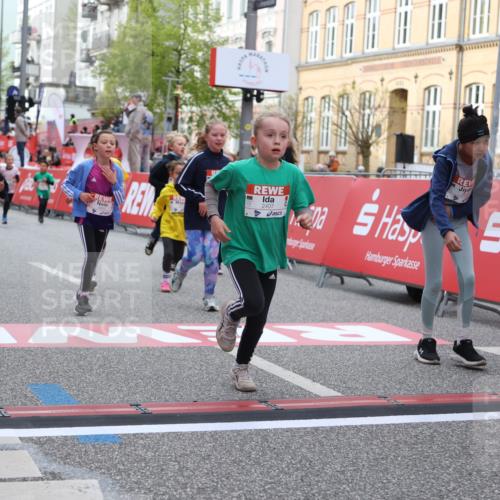 25.04.2026 - Das Zehntel Strokosch-Dieckow http://msf.ph/oto/9629522 25.04.2026 09:02:37 Ziel 1057, 1249, 1252, 1293, 1527, 1530, 1807, 1941, 1942, 1950, 1957, 2407, 2485, 2759, 2766, 2795, 2888, 2939, 3032, 3147, 3628, 3640, 3692, 3770, 3896, 3983 meine-sportfotos.de