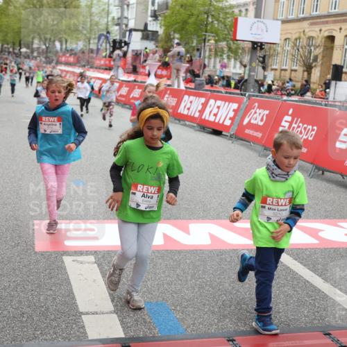 25.04.2026 - Das Zehntel Strokosch-Dieckow http://msf.ph/oto/9629526 25.04.2026 11:07:21 Ziel 5210, 5654, 5656, 5687, 5919, 6445, 6469, 6776, 6835, 6841, 6863, 7793 meine-sportfotos.de