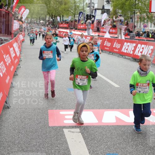25.04.2026 - Das Zehntel Strokosch-Dieckow http://msf.ph/oto/9629538 25.04.2026 11:07:21 Ziel 5210, 5654, 5656, 5687, 5919, 6445, 6469, 6776, 6835, 6841, 6863, 7793 meine-sportfotos.de