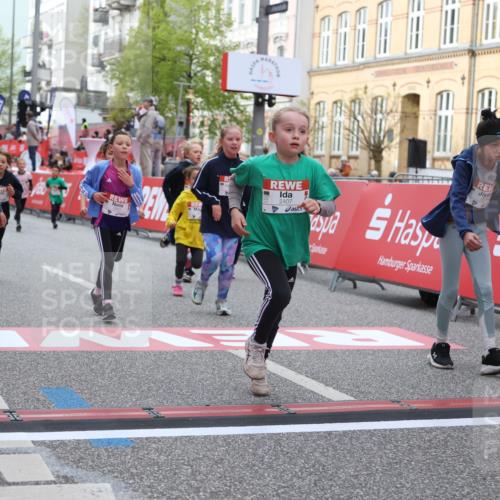 25.04.2026 - Das Zehntel Strokosch-Dieckow http://msf.ph/oto/9629539 25.04.2026 09:02:37 Ziel 1057, 1249, 1252, 1293, 1527, 1530, 1807, 1941, 1942, 1950, 1957, 2407, 2485, 2759, 2766, 2795, 2888, 2939, 3032, 3147, 3628, 3640, 3692, 3770, 3896, 3983 meine-sportfotos.de