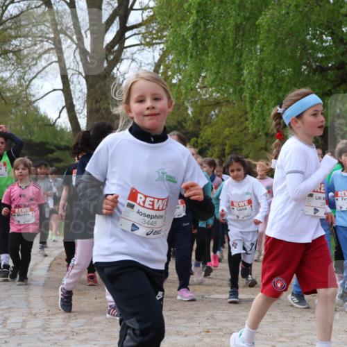 25.04.2026 - Das Zehntel Zöllner http://msf.ph/oto/9629548 25.04.2026 07:47:12 Laufen 3764, 690, 3448, 28, 1109 meine-sportfotos.de