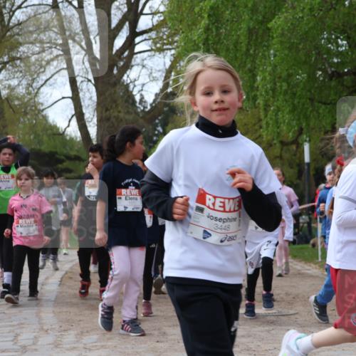 25.04.2026 - Das Zehntel Zöllner http://msf.ph/oto/9629556 25.04.2026 07:47:12 Laufen 1077, 3448 meine-sportfotos.de