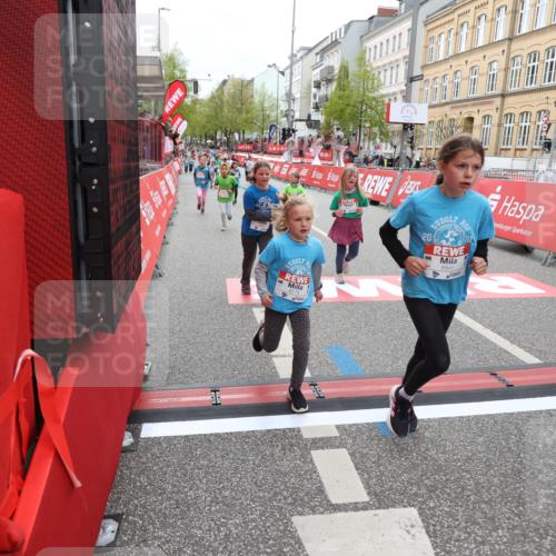 25.04.2026 - Das Zehntel Strokosch-Dieckow http://msf.ph/oto/9629590 25.04.2026 11:07:19 Ziel 5210, 5919, 6445, 6469, 6776, 6835, 6841, 6863, 7793 meine-sportfotos.de