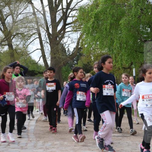 25.04.2026 - Das Zehntel Zöllner http://msf.ph/oto/9629595 25.04.2026 07:47:13 Laufen 3764, 1910 meine-sportfotos.de