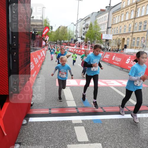 25.04.2026 - Das Zehntel Strokosch-Dieckow http://msf.ph/oto/9629607 25.04.2026 11:07:18 Ziel 5919, 6445, 6776, 6796, 6807, 6835, 6841, 6863 meine-sportfotos.de