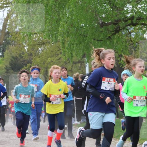 25.04.2026 - Das Zehntel Zöllner http://msf.ph/oto/9629617 25.04.2026 11:42:06 Laufen 11843, 914, 10510, 12846, 294, 10197, 12666 meine-sportfotos.de