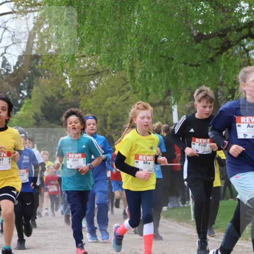 25.04.2026 - Das Zehntel Zöllner http://msf.ph/oto/9629631 25.04.2026 11:42:06 Laufen 11914, 11843, 12846, 12294, 11272, 10197, 12666 meine-sportfotos.de
