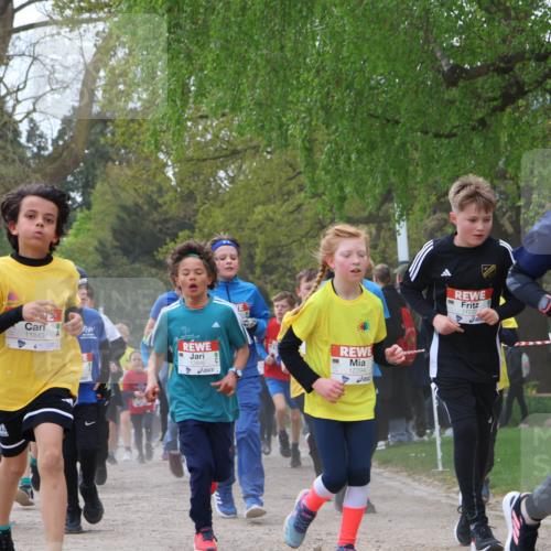 25.04.2026 - Das Zehntel Zöllner http://msf.ph/oto/9629635 25.04.2026 11:42:06 Laufen 11843, 12846, 12294, 11272, 10197, 12666 meine-sportfotos.de