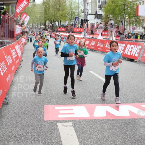 25.04.2026 - Das Zehntel Strokosch-Dieckow http://msf.ph/oto/9629651 25.04.2026 11:07:17 Ziel 5919, 6776, 6796, 6807, 6835, 6841, 6863 meine-sportfotos.de