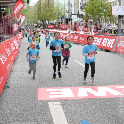 25.04.2026 - Das Zehntel Strokosch-Dieckow http://msf.ph/oto/9629658 25.04.2026 11:07:17 Ziel 5919, 6776, 6796, 6807, 6835, 6841, 6863 meine-sportfotos.de