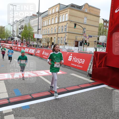 25.04.2026 - Das Zehntel Strokosch-Dieckow http://msf.ph/oto/9629675 25.04.2026 11:07:16 Ziel 5893, 5919, 6776, 6796, 6807, 6835, 6841 meine-sportfotos.de