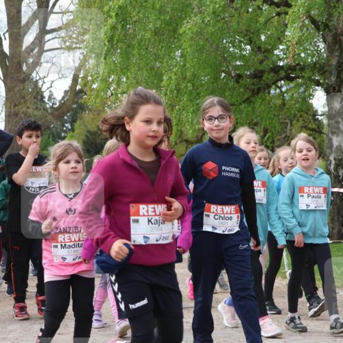 25.04.2026 - Das Zehntel Zöllner http://msf.ph/oto/9629692 25.04.2026 07:47:14 Laufen 1413, 1910, 3746, 3764, 1821, 2936 meine-sportfotos.de