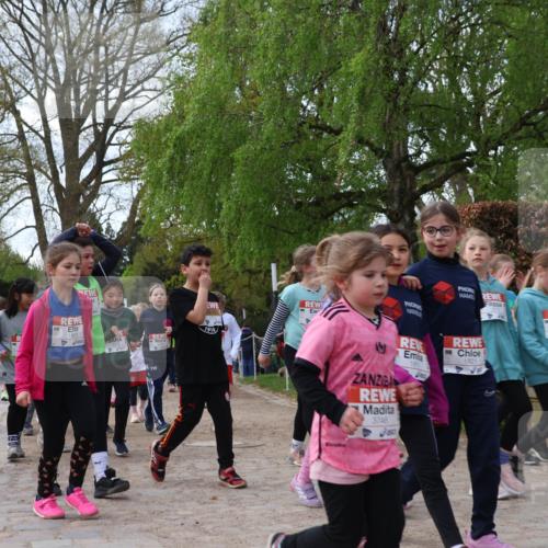 25.04.2026 - Das Zehntel Zöllner http://msf.ph/oto/9629728 25.04.2026 07:47:15 Laufen 1403, 1910, 1821, 3746 meine-sportfotos.de