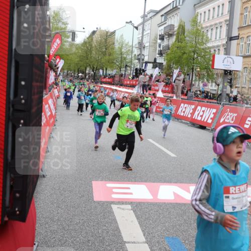 25.04.2026 - Das Zehntel Strokosch-Dieckow http://msf.ph/oto/9629734 25.04.2026 11:04:25 Ziel 5052, 5053, 5630, 5945, 5948, 5971, 6460, 6466, 6567, 6887, 7064, 7087, 7117, 7237, 7269, 7600, 7980, 7994 meine-sportfotos.de