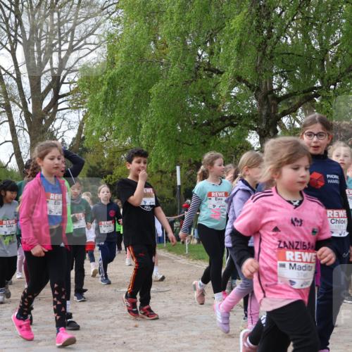 25.04.2026 - Das Zehntel Zöllner http://msf.ph/oto/9629738 25.04.2026 07:47:16 Laufen 1911, 3746, 1821 meine-sportfotos.de
