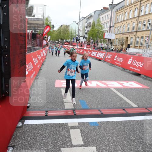 25.04.2026 - Das Zehntel Strokosch-Dieckow http://msf.ph/oto/9629776 25.04.2026 11:07:12 Ziel 5890, 5893, 6769, 6775, 6796, 6807, 7765, 7786 meine-sportfotos.de