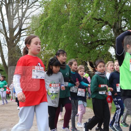 25.04.2026 - Das Zehntel Zöllner http://msf.ph/oto/9629797 25.04.2026 07:47:17 Laufen 3749, 2677, 3947, 3013, 1413 meine-sportfotos.de