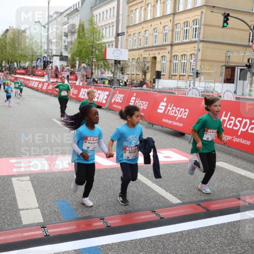 25.04.2026 - Das Zehntel Strokosch-Dieckow http://msf.ph/oto/9629821 25.04.2026 11:07:07 Ziel 5607, 5620, 5639, 5890, 6621, 6769, 6775, 7353, 7354, 7415, 7418, 7765, 7786 meine-sportfotos.de