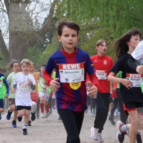 25.04.2026 - Das Zehntel Zöllner http://msf.ph/oto/9629828 25.04.2026 11:42:09 Laufen 080, 11453, 11145, 10272, 11765 meine-sportfotos.de