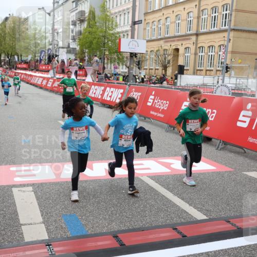25.04.2026 - Das Zehntel Strokosch-Dieckow http://msf.ph/oto/9629842 25.04.2026 11:07:07 Ziel 5607, 5620, 5639, 5890, 6621, 6769, 6775, 7353, 7354, 7415, 7418, 7765, 7786 meine-sportfotos.de