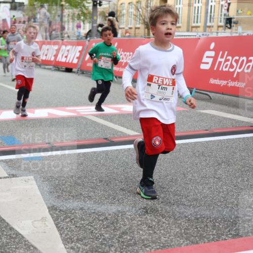 25.04.2026 - Das Zehntel Strokosch-Dieckow http://msf.ph/oto/9629852 25.04.2026 09:02:43 Ziel 1000, 1007, 1012, 1057, 1249, 1252, 1293, 1527, 1530, 2228, 2235, 2375, 2407, 2759, 2766, 2847, 2850, 3137, 3147, 3628, 3692, 3954, 3983 meine-sportfotos.de