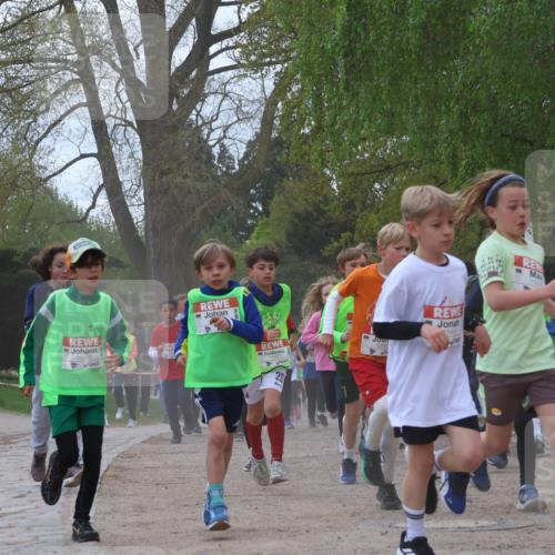 25.04.2026 - Das Zehntel Zöllner http://msf.ph/oto/9629866 25.04.2026 11:42:11 Laufen 10785, 10801, 11972, 1458 meine-sportfotos.de