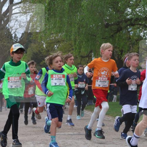25.04.2026 - Das Zehntel Zöllner http://msf.ph/oto/9629894 25.04.2026 11:42:12 Laufen 10190, 10801, 1994, 10795, 10592, 10581, 11453 meine-sportfotos.de