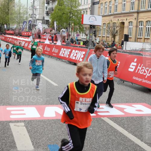 25.04.2026 - Das Zehntel Strokosch-Dieckow http://msf.ph/oto/9629916 25.04.2026 11:07:03 Ziel 5191, 5607, 5620, 5639, 5640, 6621, 7068, 7083, 7353, 7354, 7415, 7418, 7816, 7871 meine-sportfotos.de