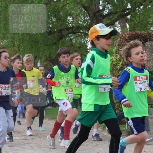 25.04.2026 - Das Zehntel Zöllner http://msf.ph/oto/9629923 25.04.2026 11:42:13 Laufen 10190, 11972, 10796 meine-sportfotos.de
