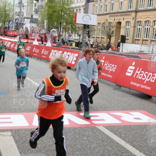25.04.2026 - Das Zehntel Strokosch-Dieckow http://msf.ph/oto/9629925 25.04.2026 11:07:02 Ziel 5191, 5607, 5620, 5623, 5639, 5640, 6621, 7068, 7083, 7353, 7354, 7415, 7418, 7460, 7816, 7871 meine-sportfotos.de